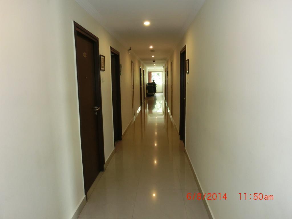 Hotel Thulashi Park Chennai Bagian luar foto